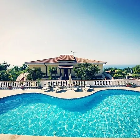Fonte Di Bagnaria Prázdninový areál 4*
