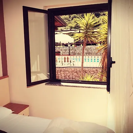 Fonte Di Bagnaria 4*