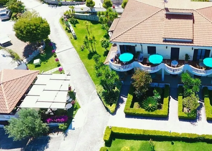 פארק נופש Fonte Di Bagnaria סנטה דומניקה