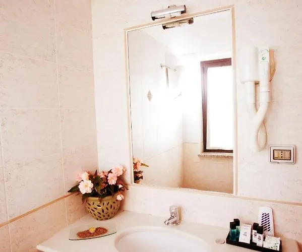 Fonte Di Bagnaria סנטה דומניקה